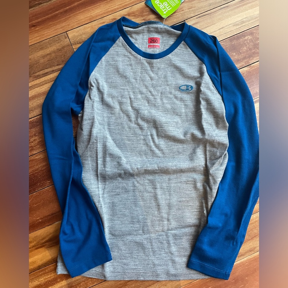 New Icebreaker 260 Merino Crew Top